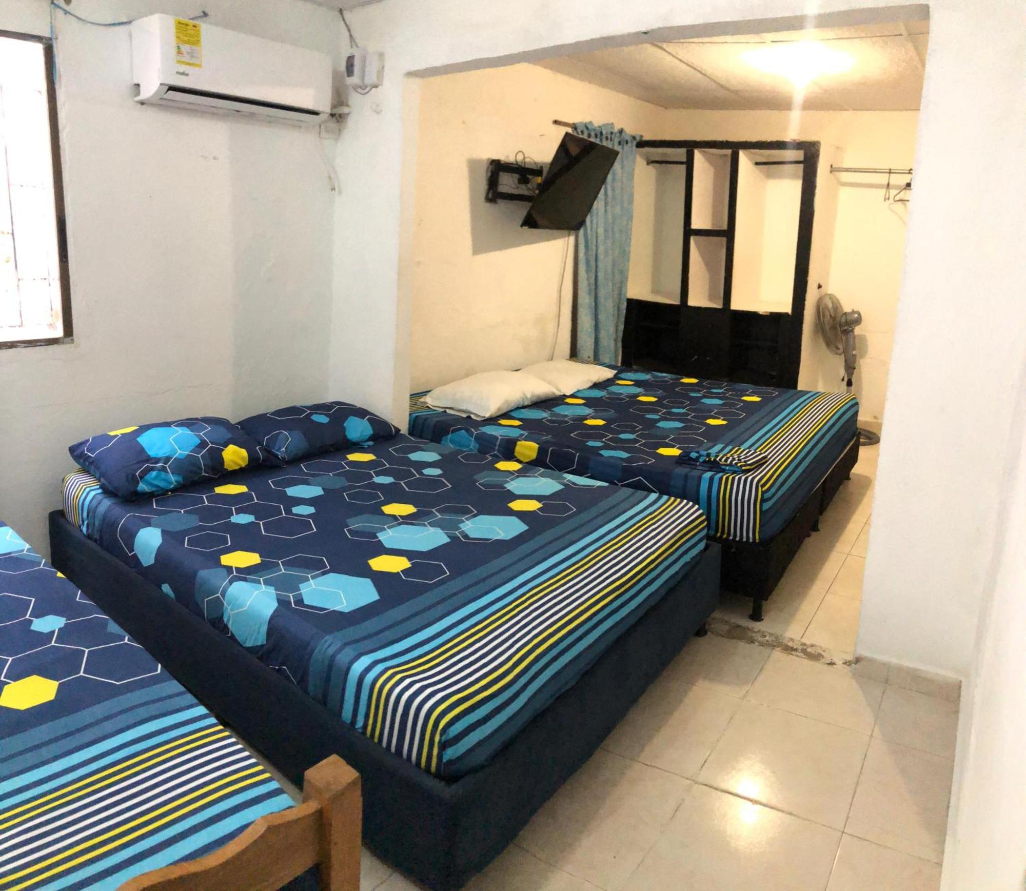 Pensión Santorini Ii
